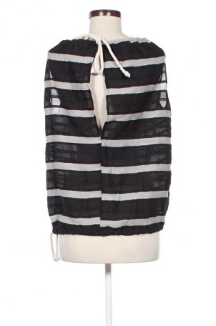 Top de femei Unbranded, Mărime S, Culoare Multicolor, Preț 67,11 Lei