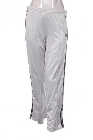 Damen Sporthose Adidas Originals, Größe M, Farbe Grau, Preis 28,99 €