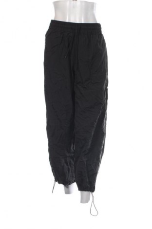 Damen Sporthose DAZY, Größe M, Farbe Schwarz, Preis € 32,99