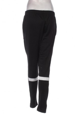Dámske tepláky Nike, Veľkosť L, Farba Čierna, Cena  21,95 €