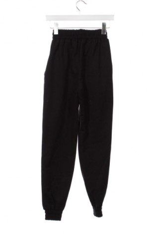 Pantaloni trening de femei Unbranded, Mărime XS, Culoare Negru, Preț 76,32 Lei