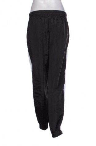 Pantaloni trening de femei Unbranded, Mărime M, Culoare Multicolor, Preț 76,32 Lei