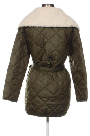 Damenjacke Beloved, Größe M, Farbe Grün, Preis € 33,99