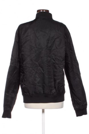 Kurtka damska Bershka, Rozmiar L, Kolor Czarny, Cena 110,07 zł