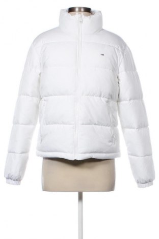Γυναικείο μπουφάν Tommy Jeans, Μέγεθος S, Χρώμα Λευκό, Τιμή 144,99 €
