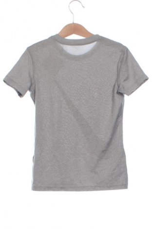 Kinder T-Shirt Nike, Größe 5-6y/ 116-122 cm, Farbe Grau, Preis 17,99 €