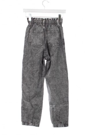 Blugi pentru copii Reserved, Mărime 10-11y/ 146-152 cm, Culoare Gri, Preț 121,37 Lei