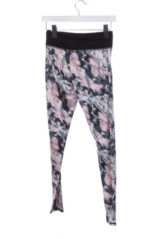 Детски клин H&M, Размер 12-13y/ 158-164 см, Цвят Многоцветен, Цена 14,99 лв.