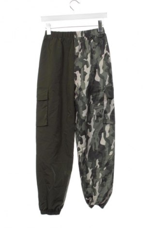 Kinderhose SHEIN, Größe 12-13y/ 158-164 cm, Farbe Mehrfarbig, Preis € 7,99