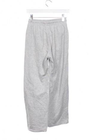 Pantaloni de trening, pentru copii Lindex, Mărime 10-11y/ 146-152 cm, Culoare Gri, Preț 29,99 Lei