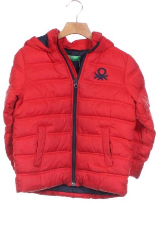 Детско яке United Colors Of Benetton, Размер 3-4y/ 104-110 см, Цвят Червен, Цена 44,97 лв.