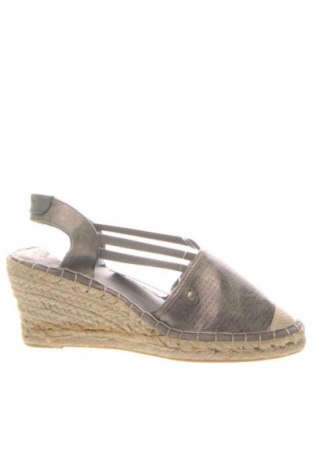 Espadrilky  Mustang, Veľkosť 37, Farba Sivá, Cena  46,65 €