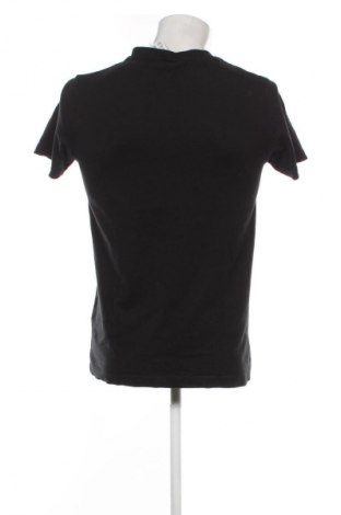 Tricou de bărbați Mister Tee, Mărime S, Culoare Negru, Preț 74,37 Lei