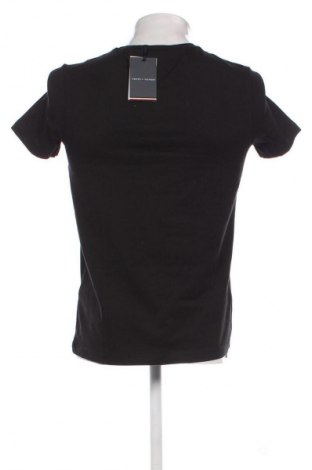 Tricou de bărbați Tommy Hilfiger, Mărime M, Culoare Negru, Preț 230,99 Lei
