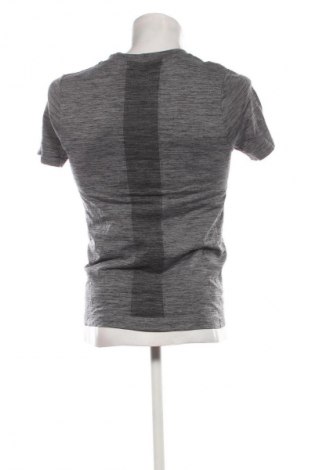 Pánské tričko  Unbranded, Velikost M, Barva Šedá, Cena  209,00 Kč