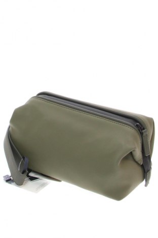 Kosmetyczka Tommy Hilfiger, Kolor Zielony, Cena 254,99 zł