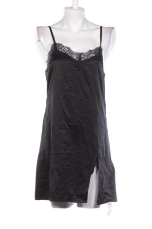 Piżama
 Tezenis, Rozmiar S, Kolor Czarny, Cena 203,99 zł
