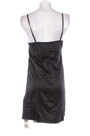 Piżama
 Tezenis, Rozmiar S, Kolor Czarny, Cena 203,99 zł