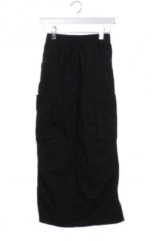 Fustă Cropp, Mărime XS, Culoare Negru, Preț 244,74 Lei
