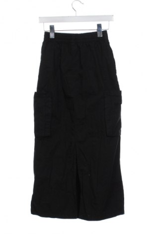 Fustă Cropp, Mărime XS, Culoare Negru, Preț 244,74 Lei