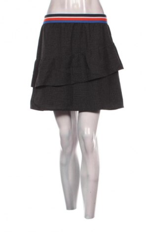 Rock Esprit, Größe M, Farbe Schwarz, Preis € 28,99