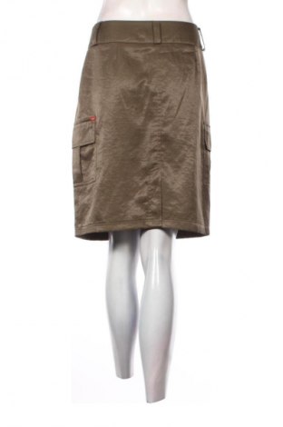 Rock Esprit, Größe L, Farbe Grün, Preis € 17,99