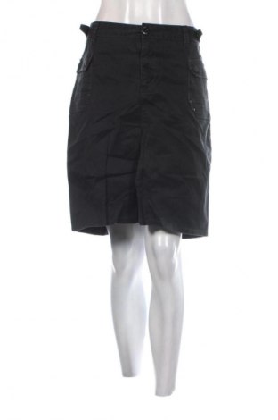Пола G-Star Raw, Размер XL, Цвят Черен, Цена 98,99 лв.