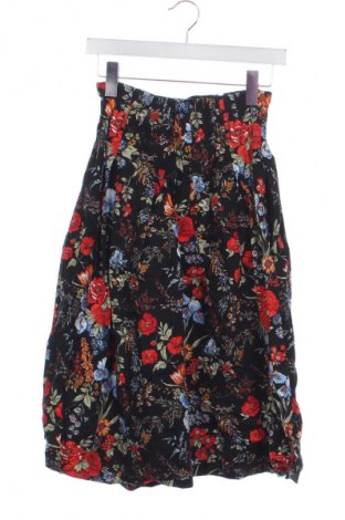 Szoknya H&M, Méret XS, Szín Sokszínű, Ár 6 249 Ft