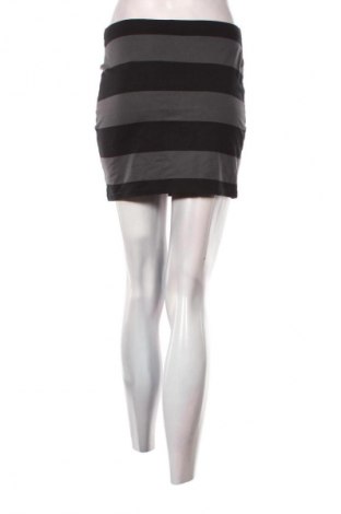 Sukňa H&M, Veľkosť M, Farba Viacfarebná, Cena  8,95 €