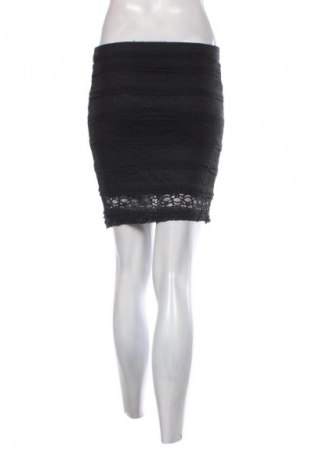 Rock Jennyfer, Größe S, Farbe Schwarz, Preis € 9,99
