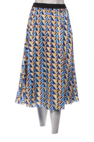 Пола NEW COLLECTION, Размер S, Цвят Многоцветен, Цена 41,00 лв.