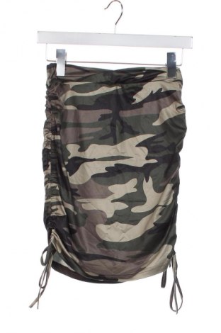 Fustă SHEIN, Mărime XS, Culoare Multicolor, Preț 64,99 Lei