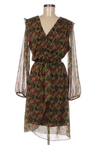 Rochie Amelie & Amelie, Mărime M, Culoare Multicolor, Preț 98,99 Lei