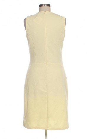 Φόρεμα Apart, Μέγεθος M, Χρώμα Κίτρινο, Τιμή 43,99 €