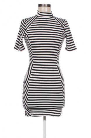 Rochie Ax Paris, Mărime M, Culoare Multicolor, Preț 126,32 Lei