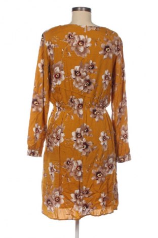 Kleid B.Young, Größe M, Farbe Mehrfarbig, Preis 23,99 €
