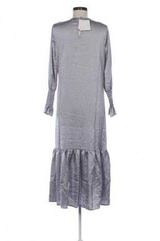 Kleid Benoa, Größe S, Farbe Silber, Preis € 75,99