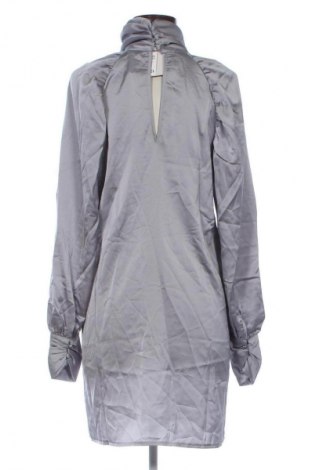Kleid Benoa, Größe M, Farbe Silber, Preis € 30,99