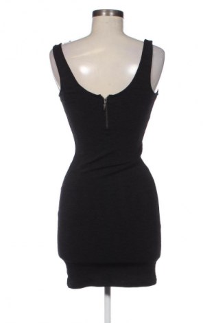 Šaty  Bershka, Velikost M, Barva Černá, Cena  239,00 Kč