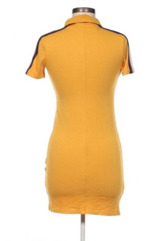 Kleid Bershka, Größe XS, Farbe Mehrfarbig, Preis € 19,99