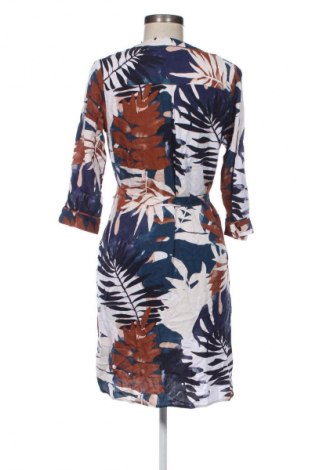 Kleid C&A, Größe M, Farbe Mehrfarbig, Preis 15,99 €