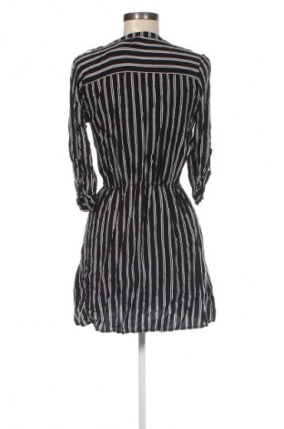Kleid Colloseum, Größe S, Farbe Mehrfarbig, Preis 20,99 €