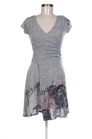 Φόρεμα Desigual, Μέγεθος S, Χρώμα Γκρί, Τιμή 42,05 €