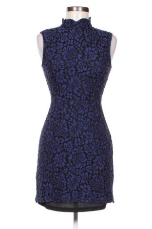 Рокля Fashion Union, Размер M, Цвят Многоцветен, Цена 31,99 лв.
