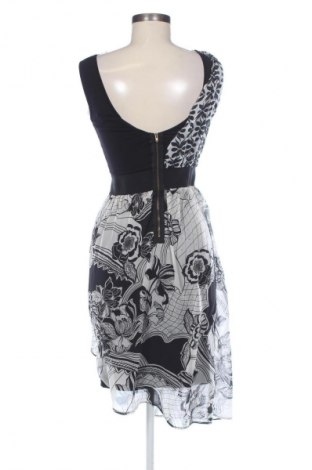 Φόρεμα Fornarina, Μέγεθος S, Χρώμα Πολύχρωμο, Τιμή 41,94 €