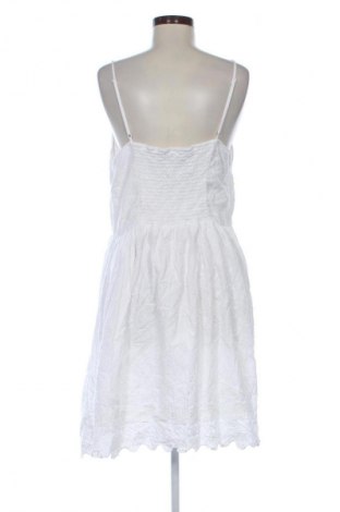 Kleid Gina, Größe XL, Farbe Weiß, Preis € 18,99