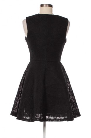Šaty  Guess, Velikost S, Barva Černá, Cena  1 379,00 Kč