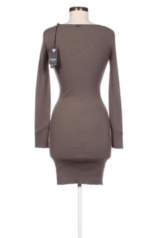 Kleid Guess, Größe XL, Farbe Grau, Preis 132,17 €