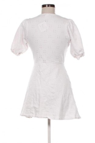 Kleid H&M, Größe M, Farbe Weiß, Preis € 24,55