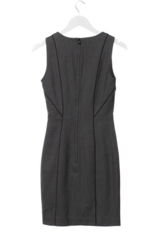 Рокля H&M, Размер XS, Цвят Многоцветен, Цена 29,33 лв.